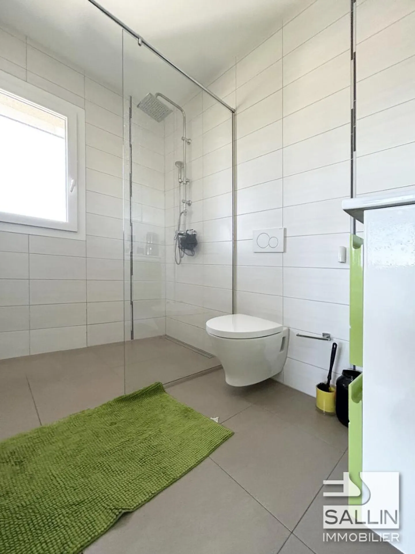 Luxury property with pool and 2½-room apartment - Photo 7 of 11