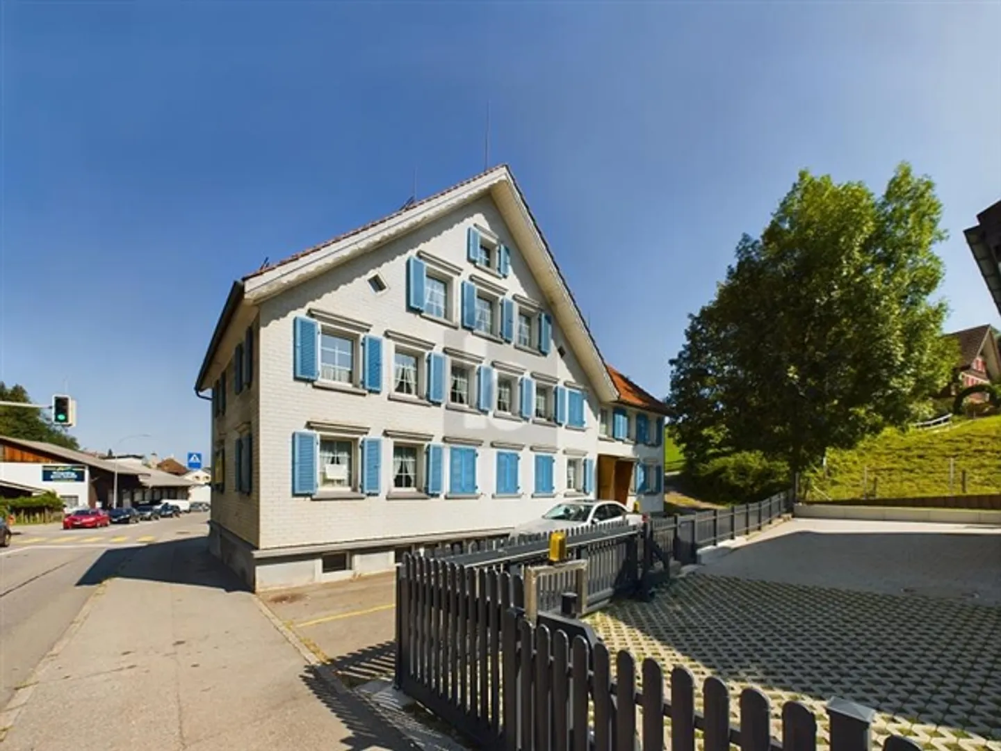 Charmant avec vue sur le vert - Photo 2 sur 4