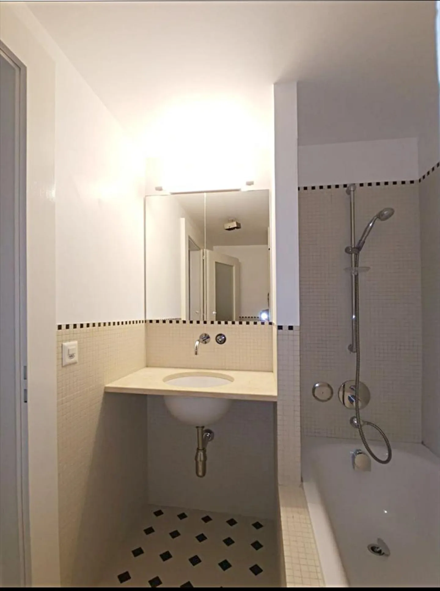 Appartamento - Foto 6 di 8