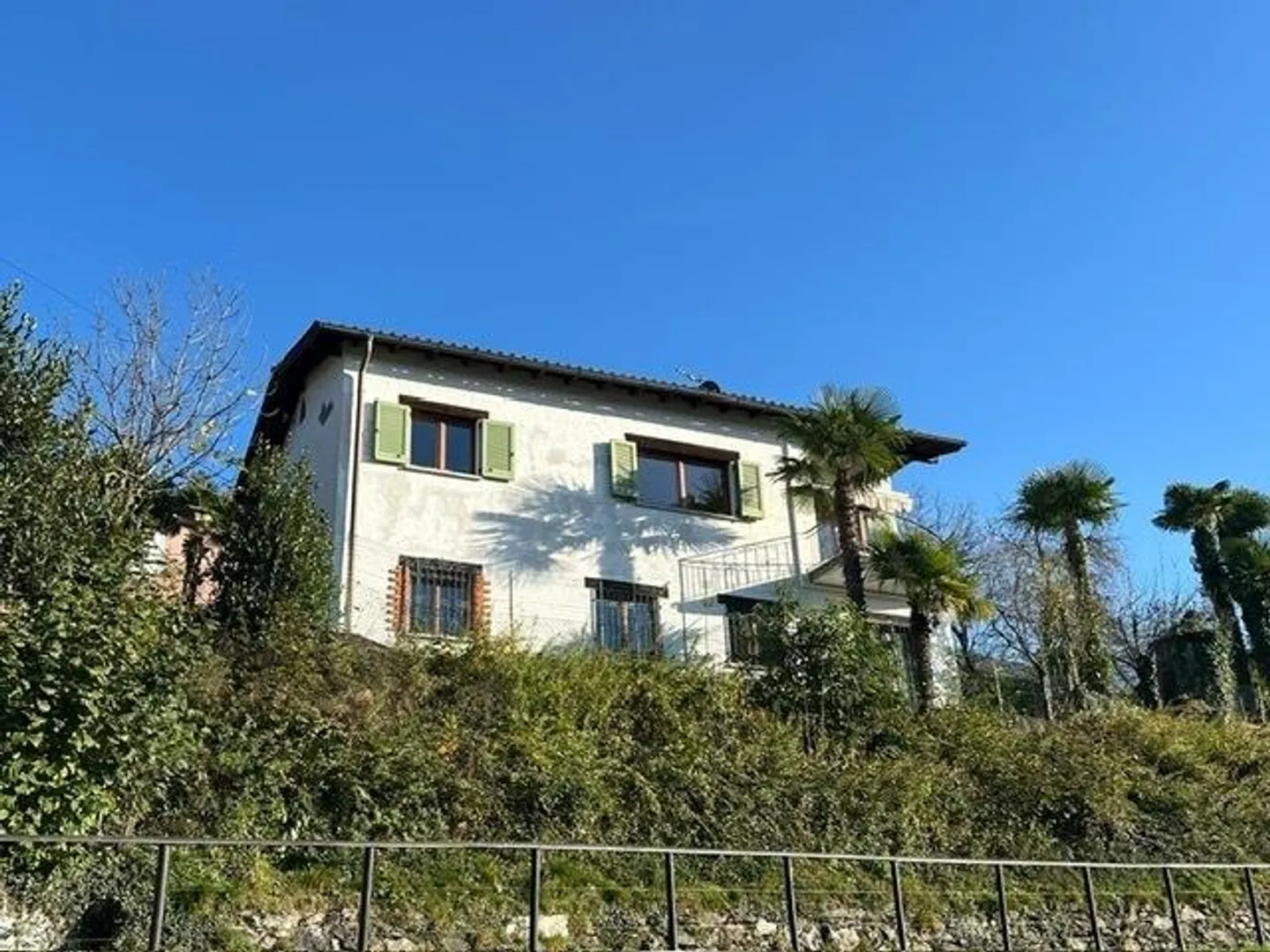 Charmantes Einfamilienhaus mit Seeblick - Foto 1 von 10