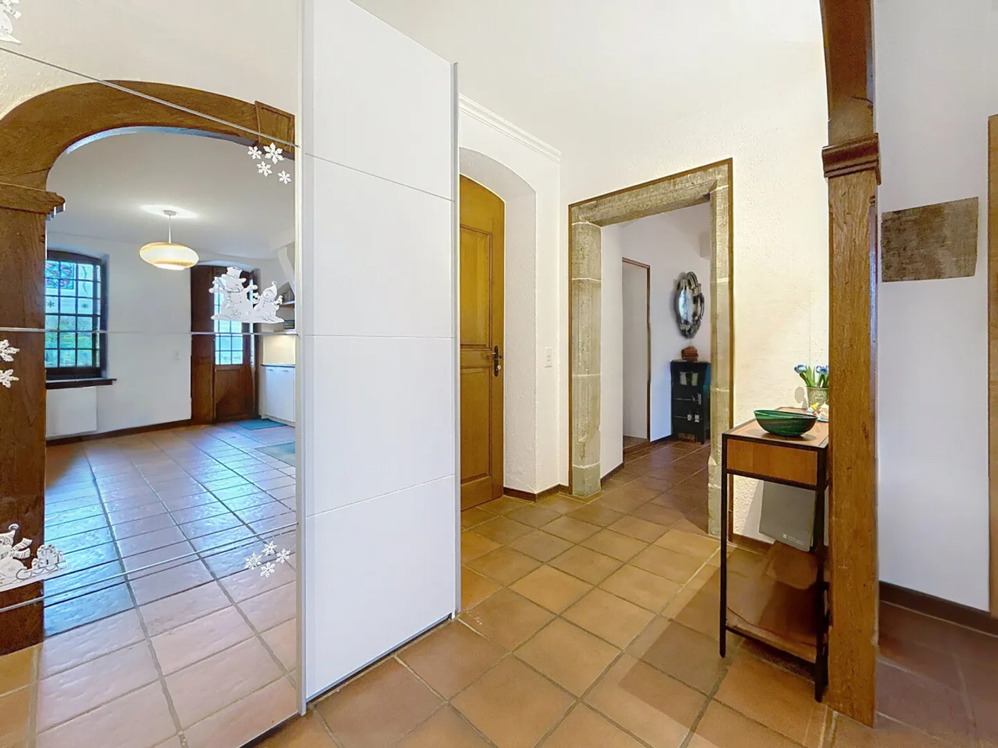 Apartment for rent - Photo 2 of 14