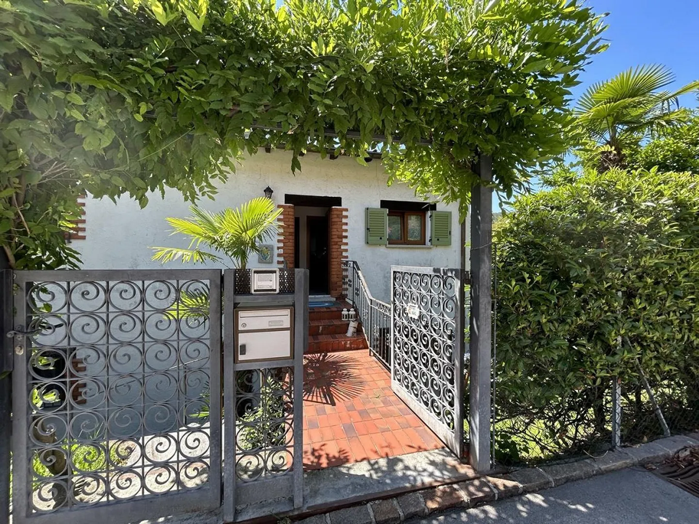 Charmantes Einfamilienhaus mit Seeblick - Foto 4 von 10