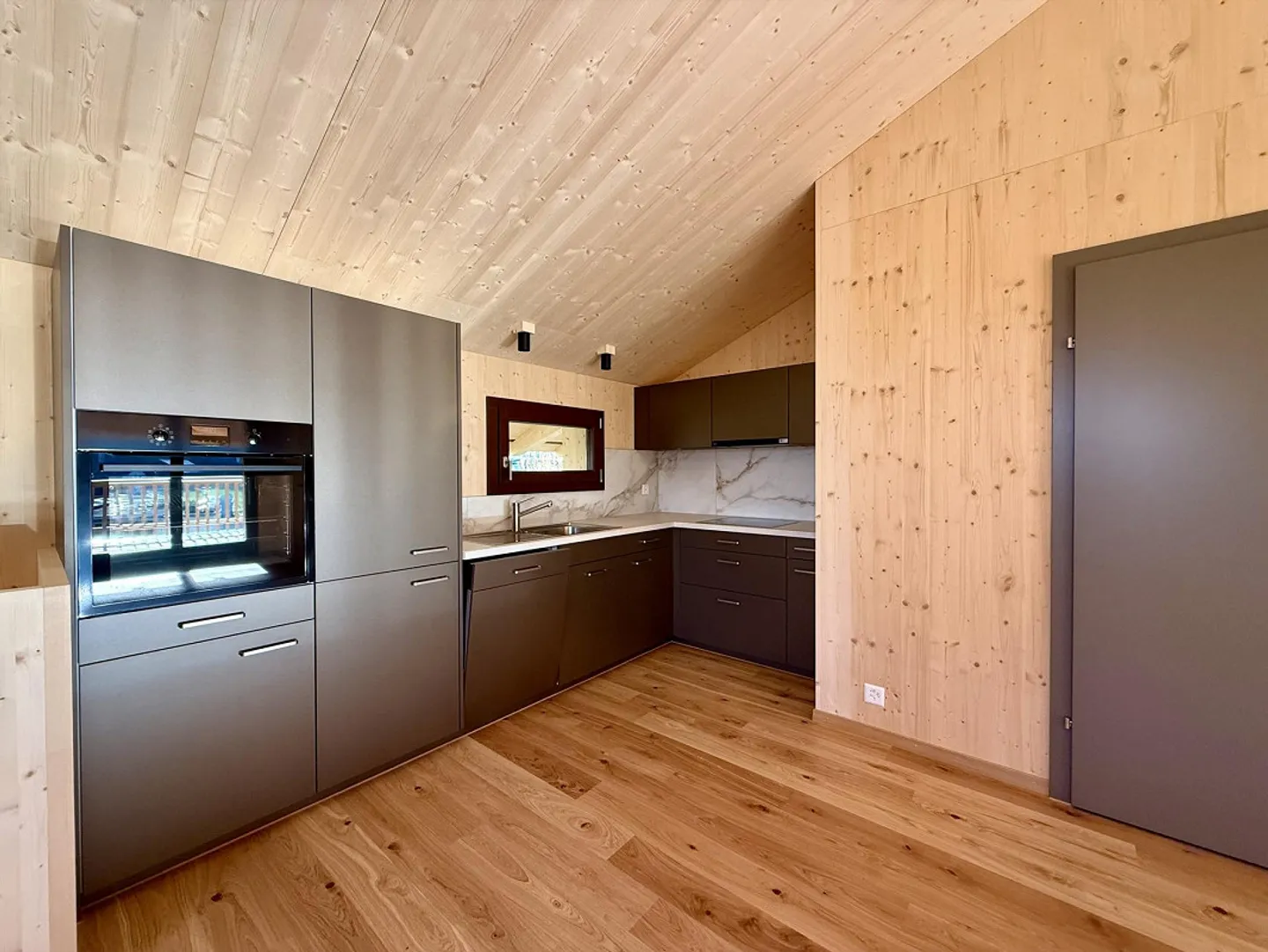 Moderne 4.5-Zimmer Maisonette - Foto 5 von 10