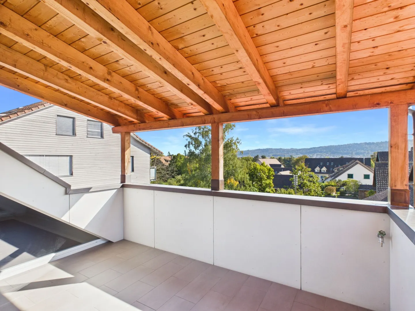 Geräumige Wohnung mit Loggia - Foto 7 von 8