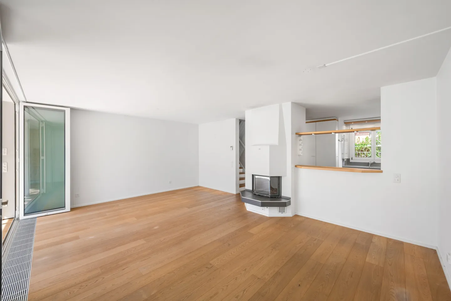 Charmantes Reihenhaus mit Garten - Foto 4 von 16