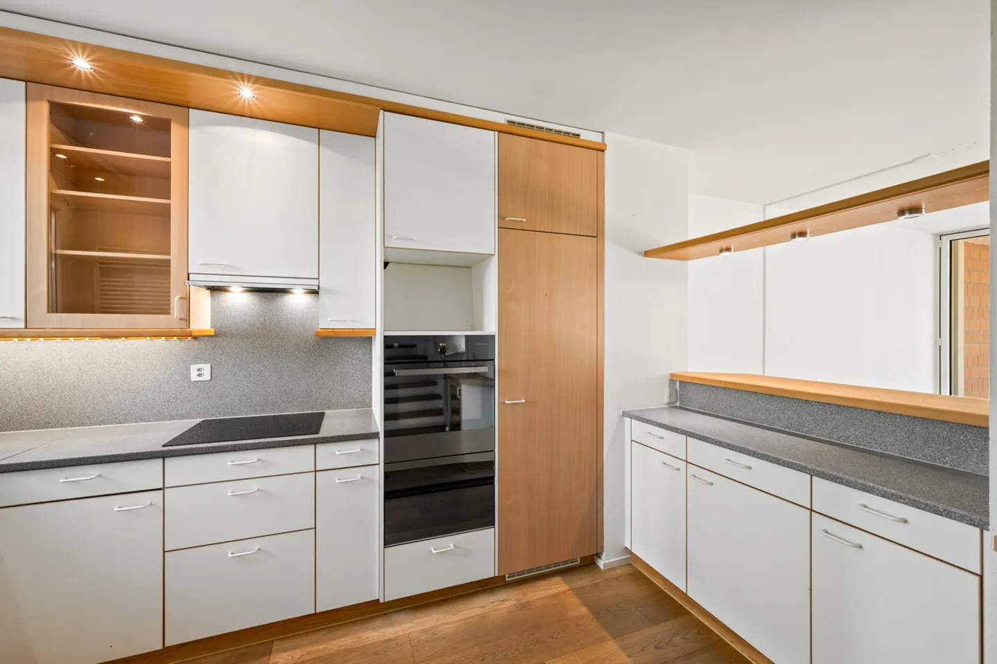 Charmantes Reihenhaus mit Garten - Foto 6 von 16