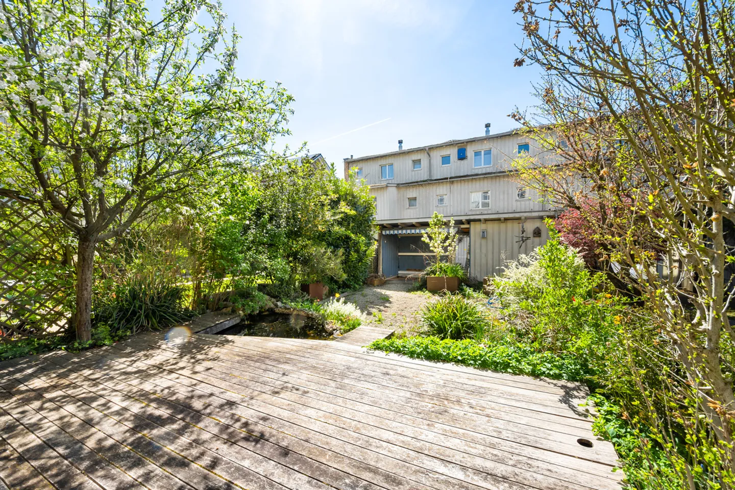 Charmantes Reihenhaus mit Garten - Foto 15 von 16