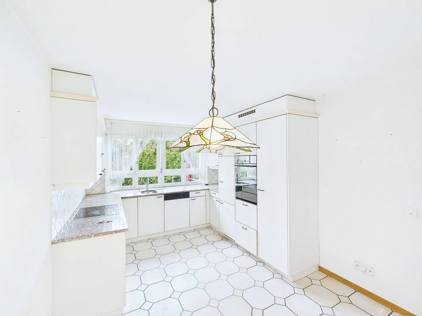 Im Lindenquartier mit grossen Balkon - Foto 3 von 11