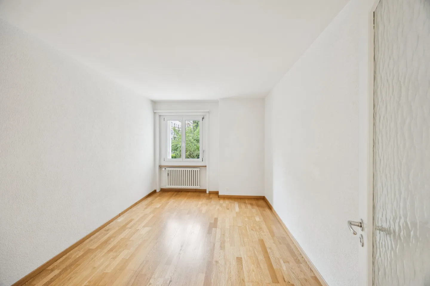 Charming 3.5-Room Apartment in Bern - Photo 2 of 8