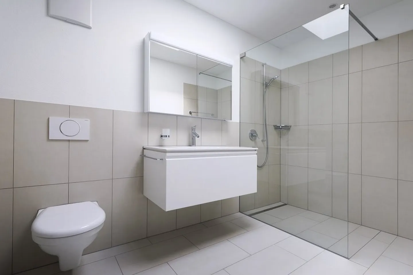 Appartement moderne de 2,5 pièces à louer à Ilanz ! - Photo 4 sur 6