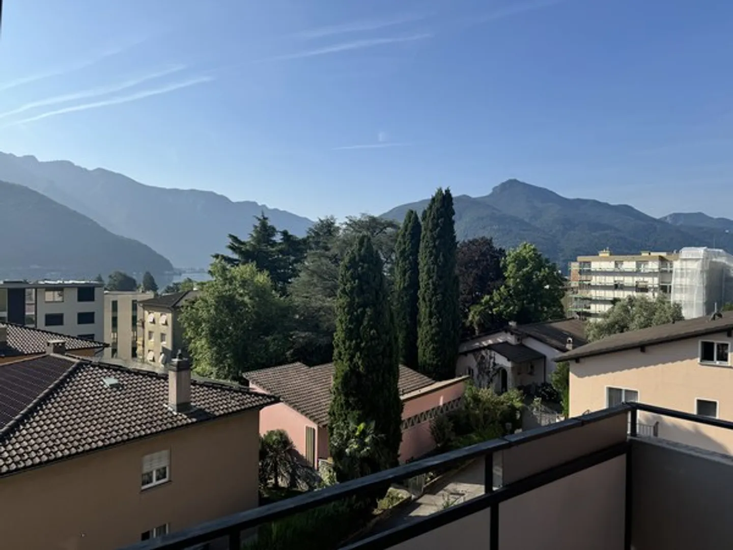 Bel appartement de 4,5 pièces avec vue sur le lac à Melide - Photo 1 sur 11