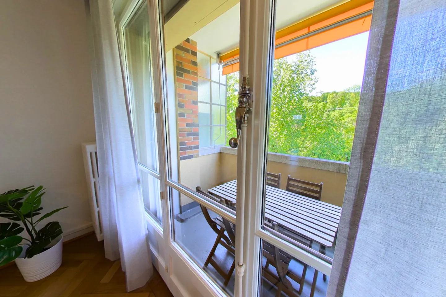 1-Bedroom Furnished Spacious Apartment with Balcony in Geneva! - Foto 6 di 19
