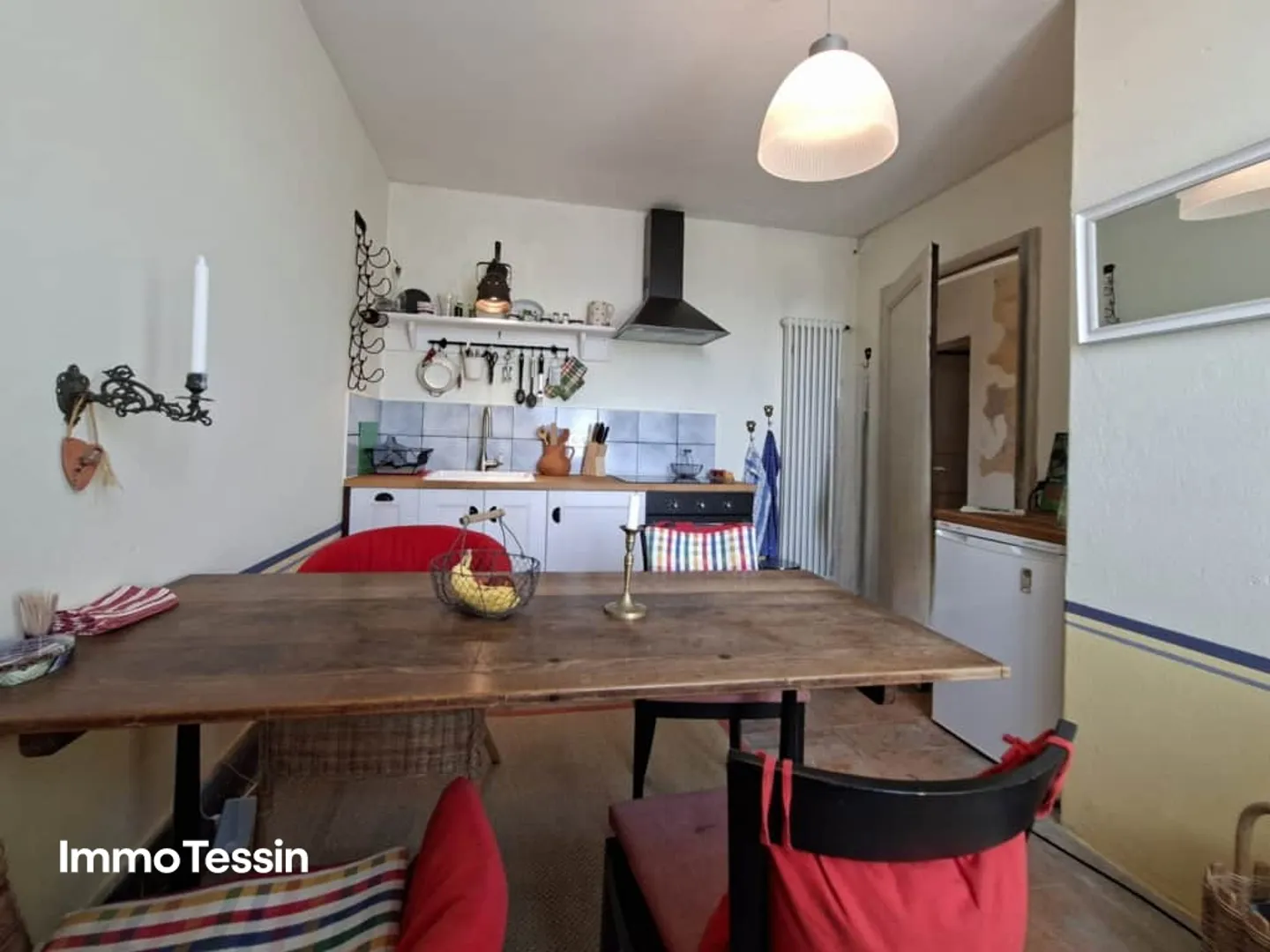 Historical House with 3 Apartments, Courtyard and the Charm of Bygone Times, Ideal for Investors or Rental - Photo 13 of 13