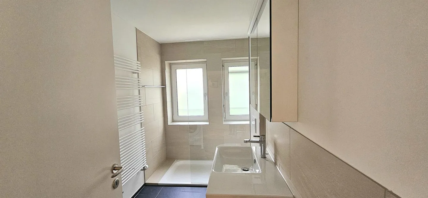 Charmante Wohnung mit Seesicht - Foto 8 von 12