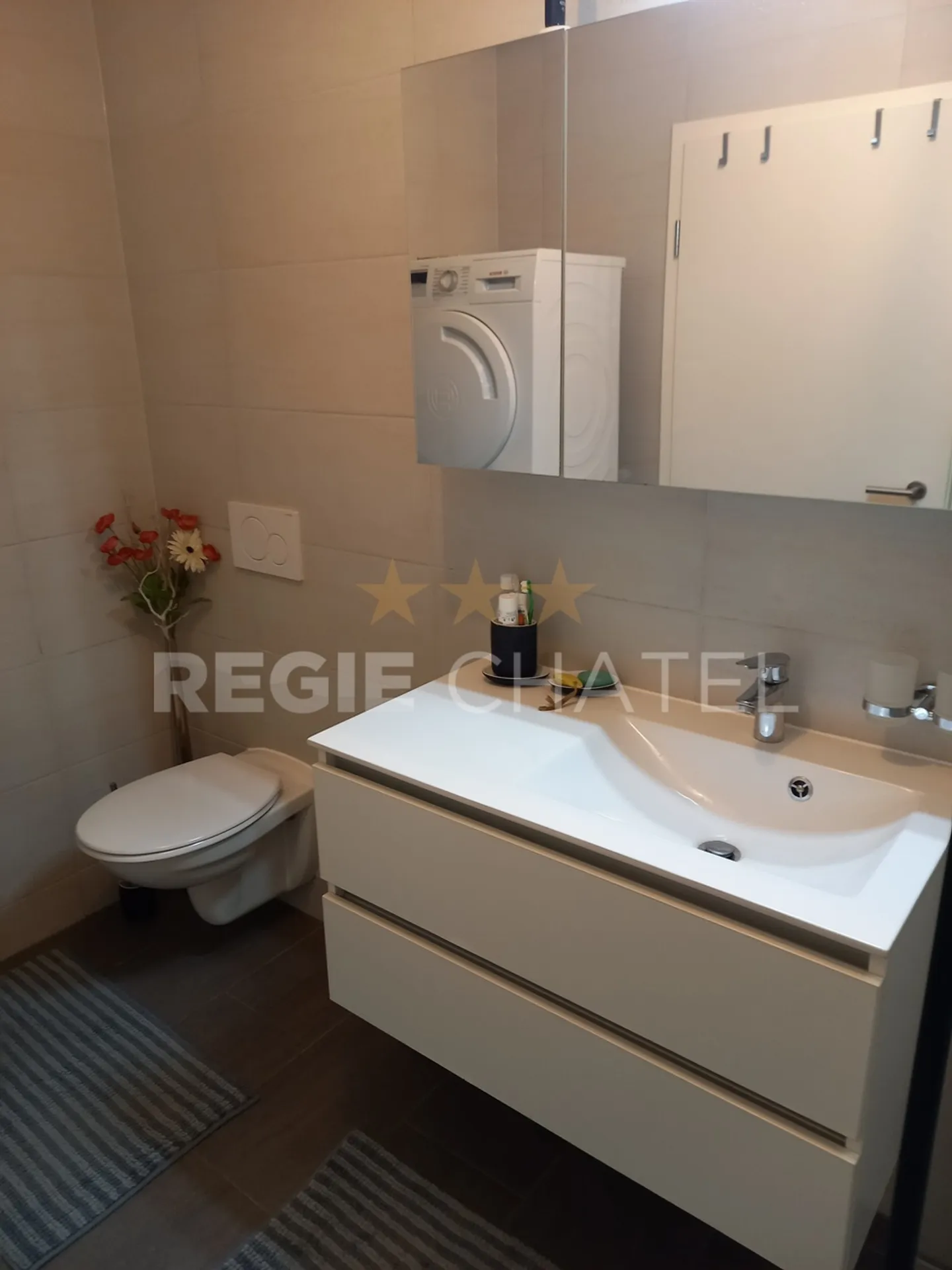 2.5-room apartment on the ground floor - Photo 5 of 7