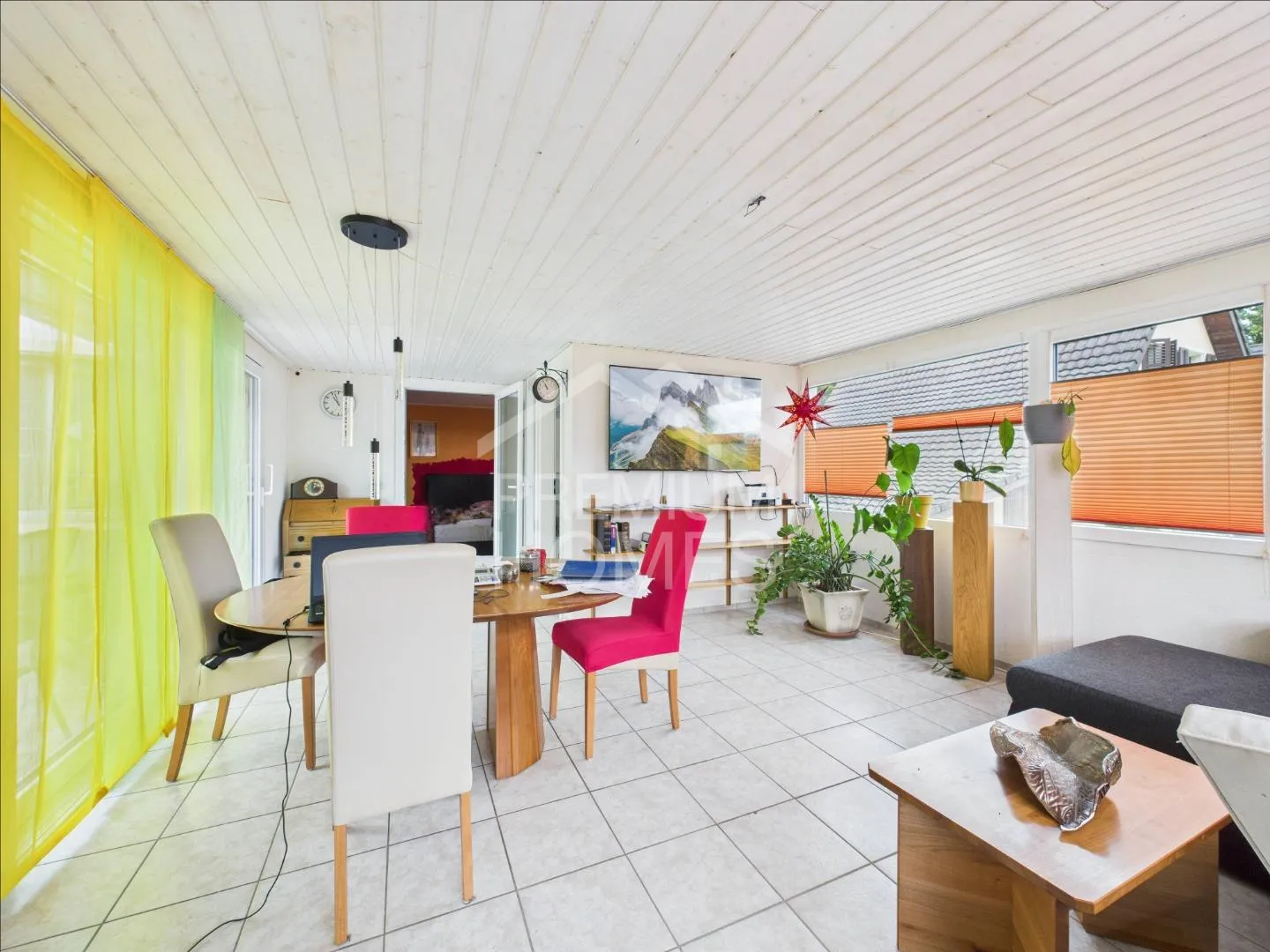 Charming single-family home for craftsmen with many possibilities - Photo 7 of 9