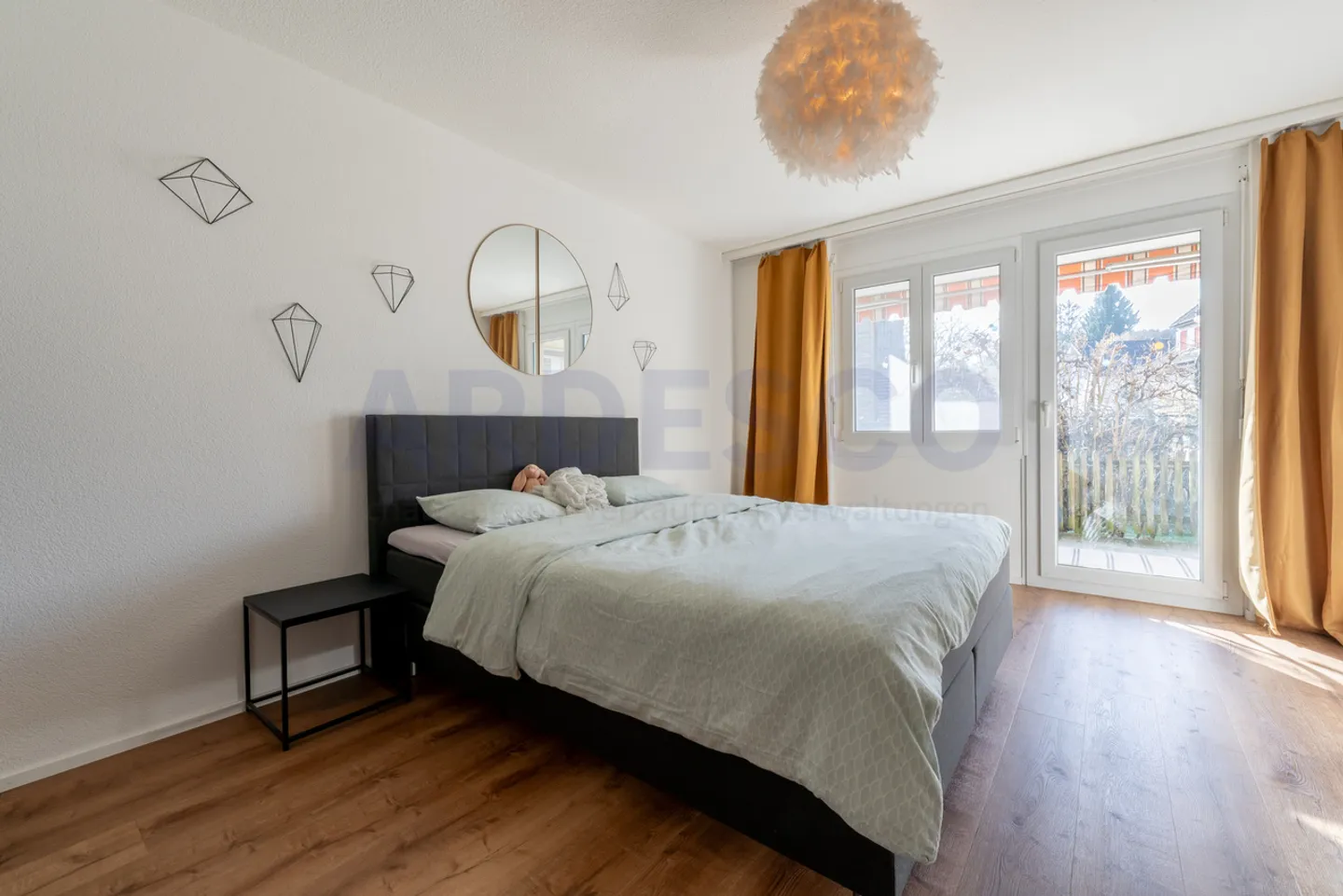 Appartement moderne avec balcon - Photo 3 sur 10