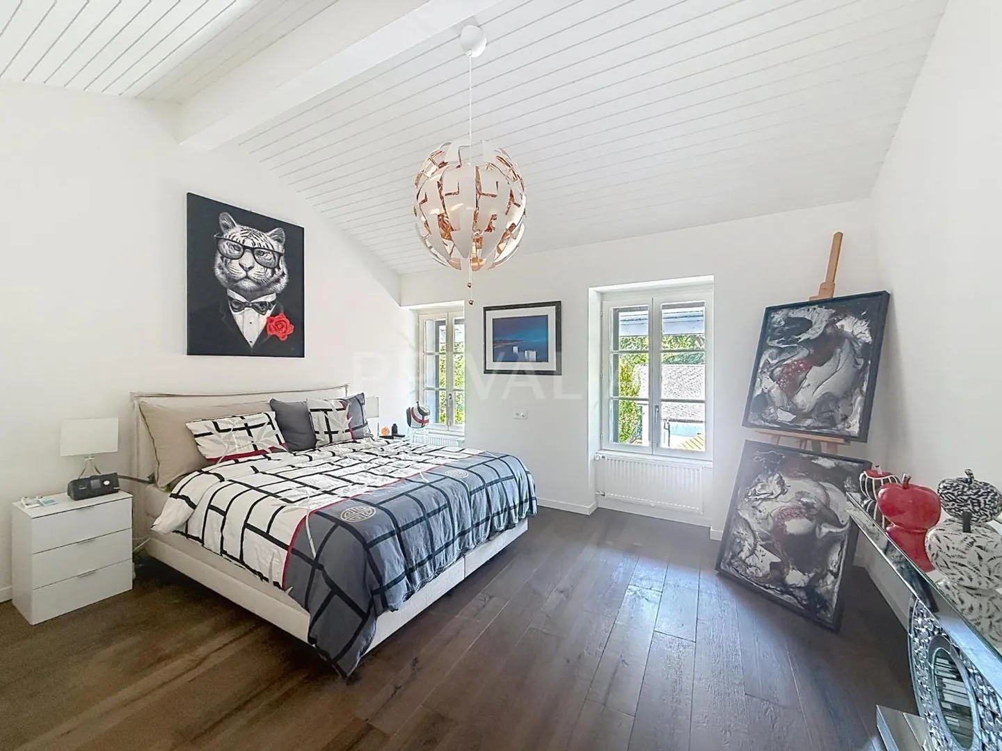 6-room House - Photo 4 of 8