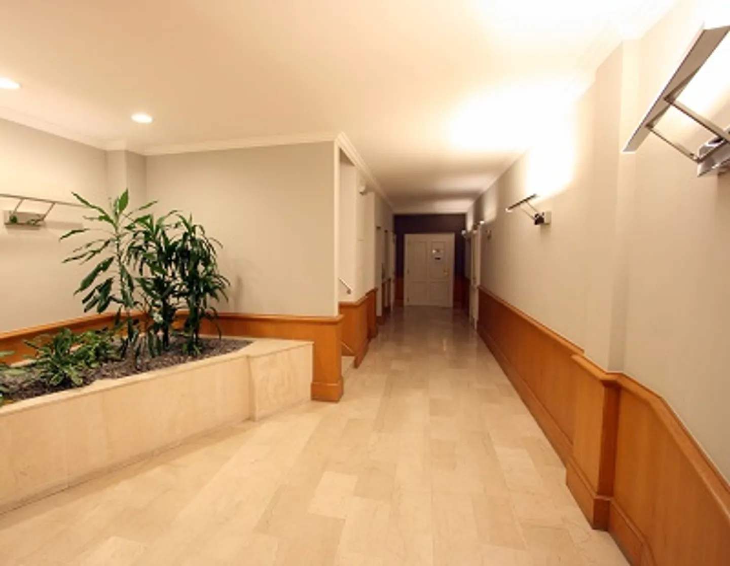 Quiet 2-room apartment in the Old Town - Photo 2 of 7