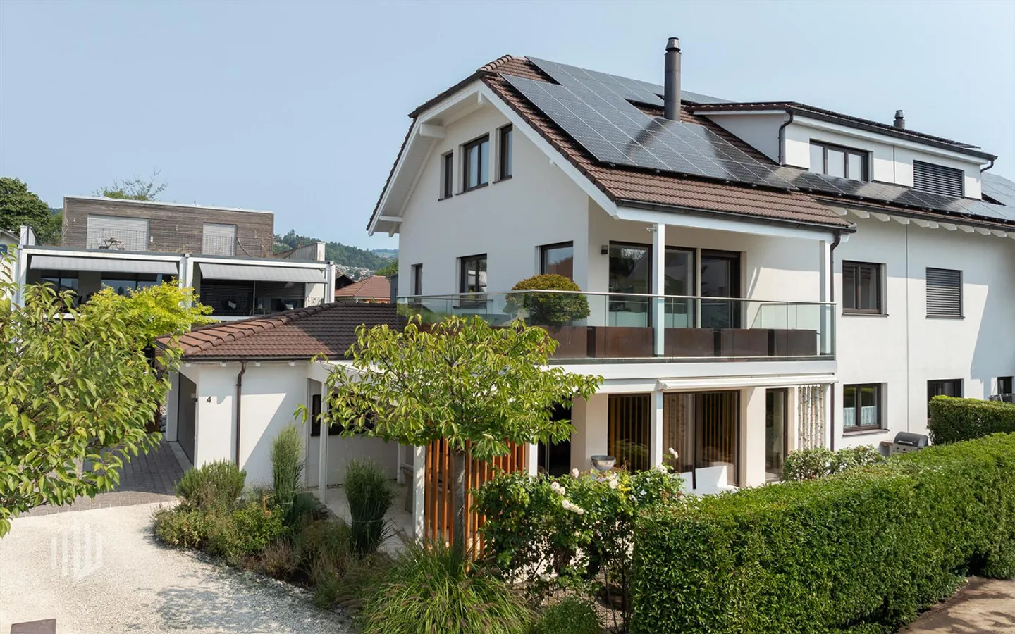 ImmoWyss - Maison élégante avec beaucoup d'espace, de charme et de caractère - Photo 1 sur 12