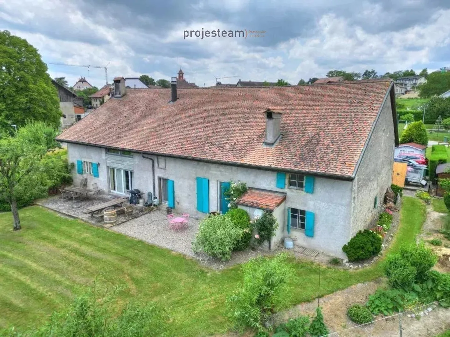 Volumen, Charakter und Potenzial in einem historischen und renovierten Bauernhaus - Foto 1 von 13