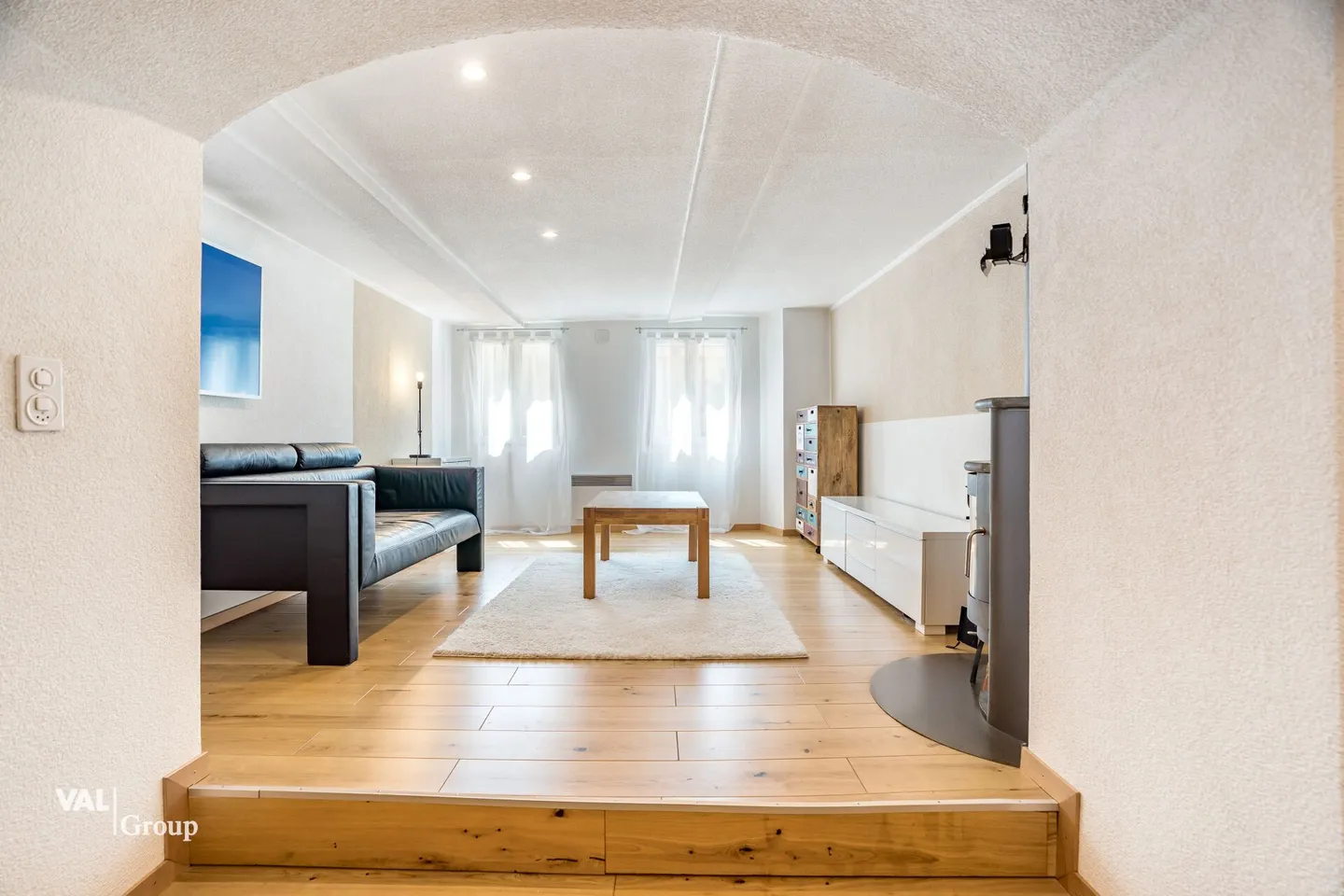 Charming Old Building Duo in Naters - Renovated Living Meets Creative Potential - Photo 6 of 12