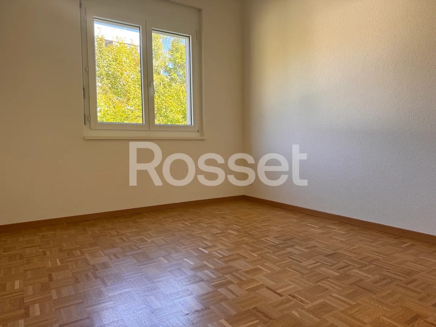 3-room apartment 2nd floor - Photo 3 of 8