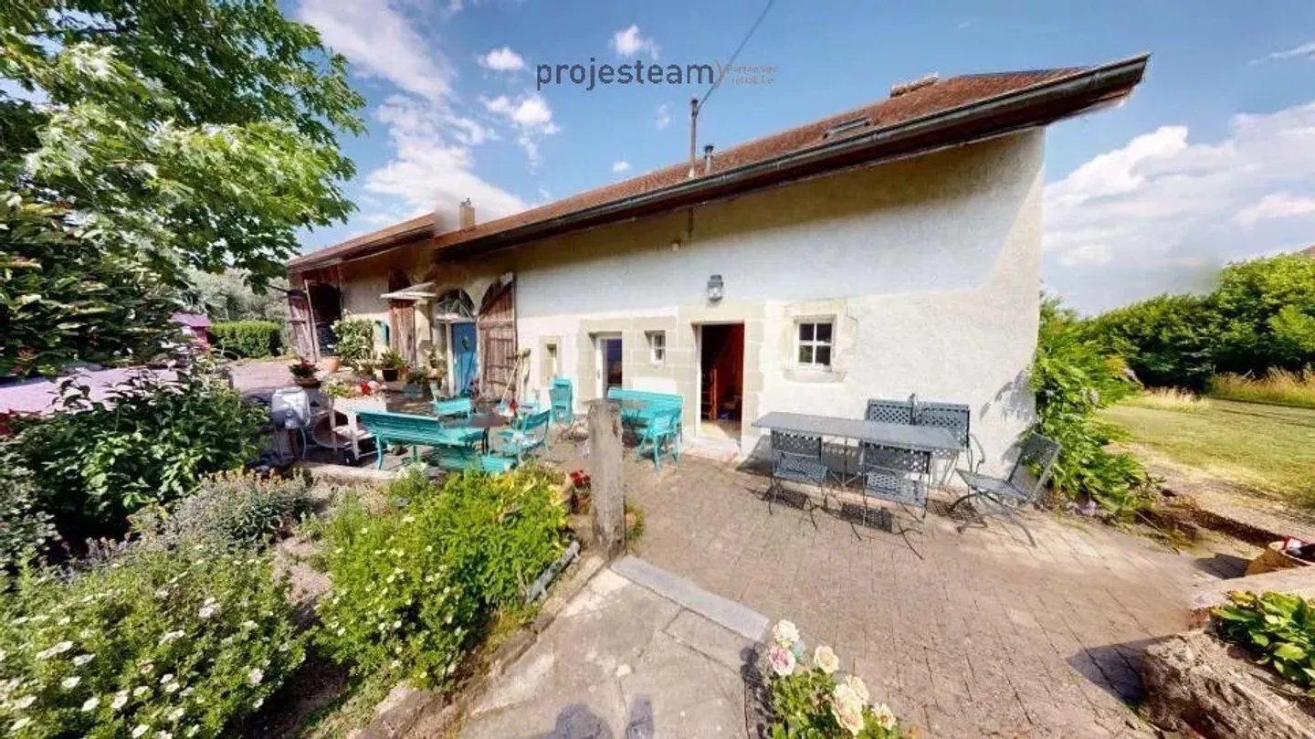 Volumen, Charakter und Potenzial in einem historischen und renovierten Bauernhaus - Foto 12 von 13