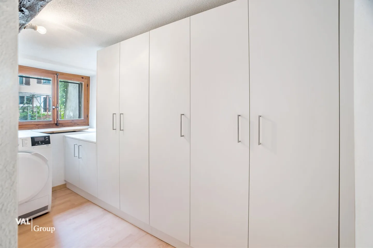 Charming Old Building Duo in Naters - Renovated Living Meets Creative Potential - Photo 11 of 12