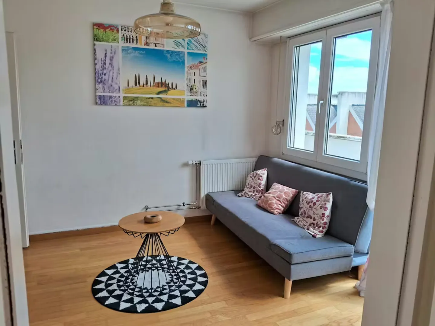 Chalet Charmant à Bâle - Photo 1 sur 10