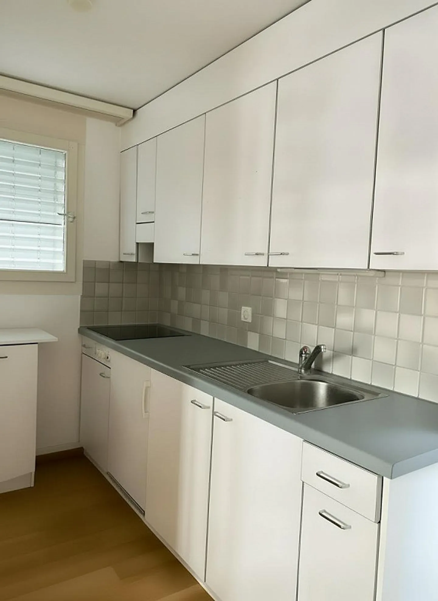 1.5-room apartment on the ground floor | Close to the lake & versatile including parking space - Photo 2 of 10
