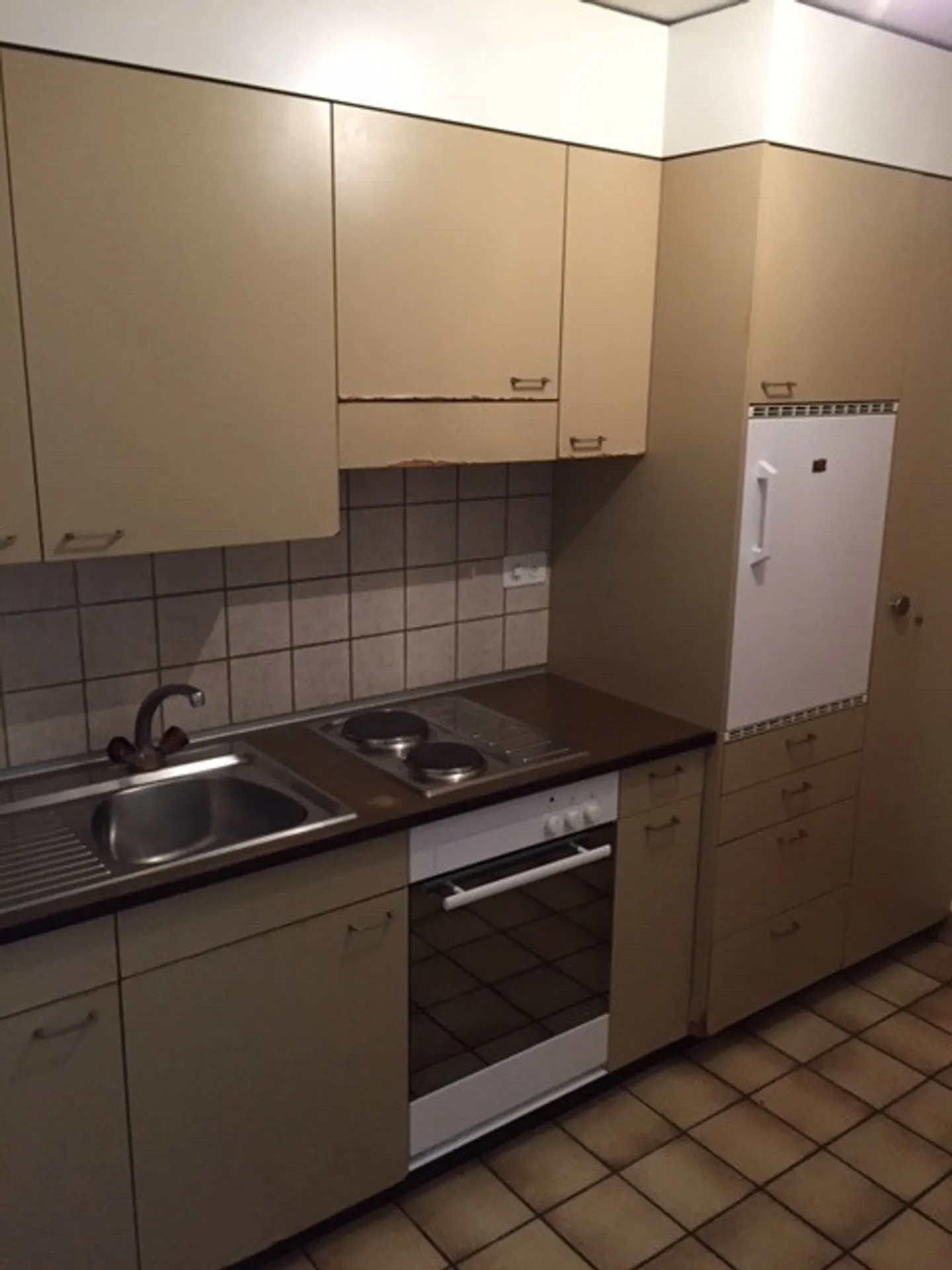 Move in and feel at home - Photo 2 of 4