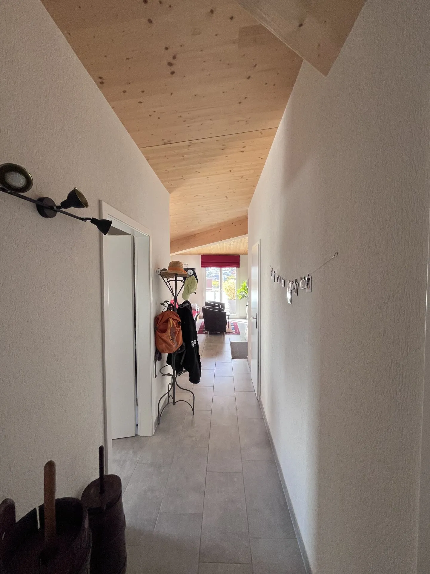 Helles 3,5-Zimmer-Penthouse-Apartment in Fully - Foto 9 von 12