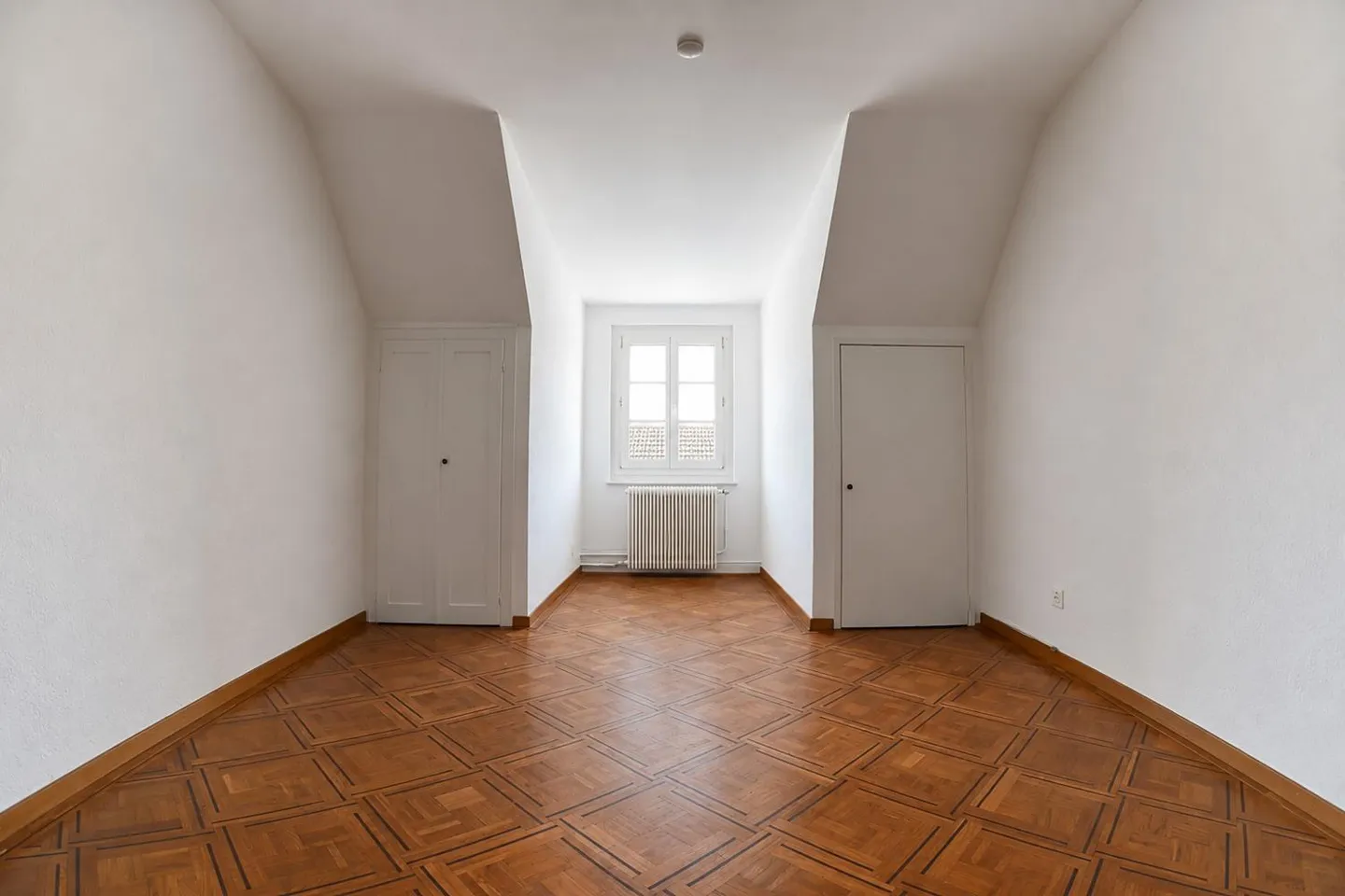 4.5 Room Apartment - Photo 5 of 12