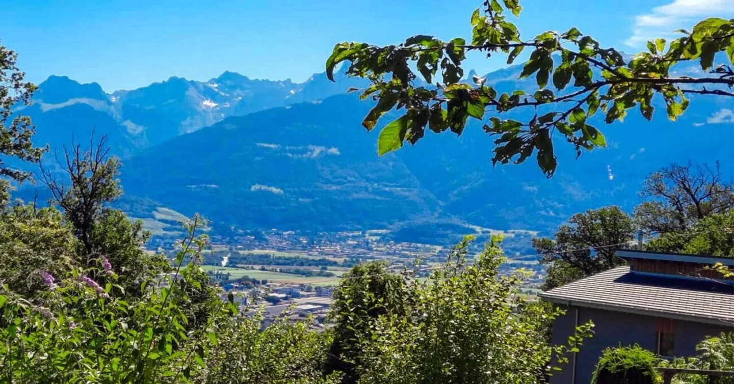 Grande chalet di 5,5 stanze con seminterrato e garage doppio, su piano con tutte le finiture a discrezione dell'acquirente. - Foto 12 di 15