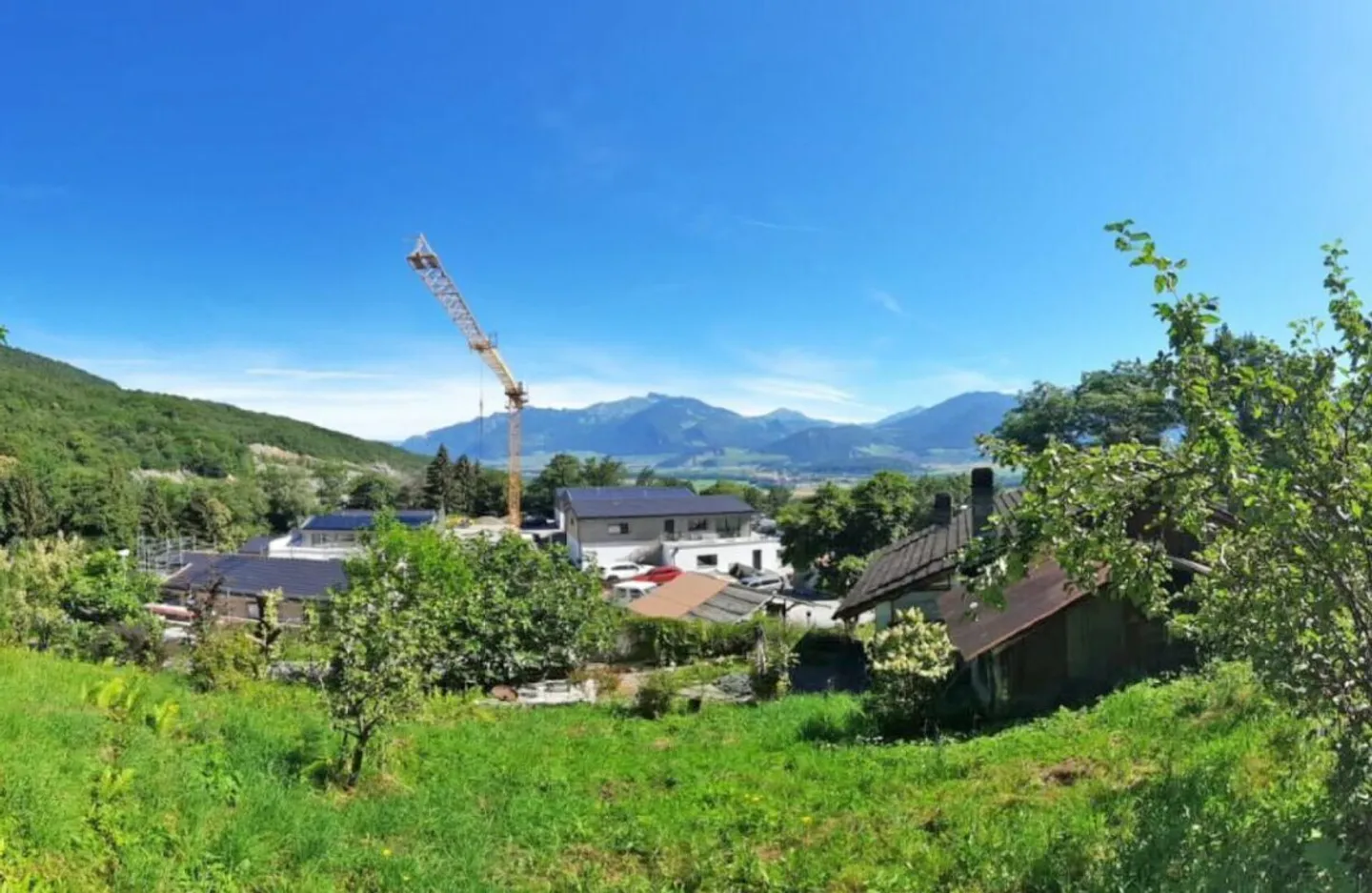 Grande chalet di 5,5 stanze con seminterrato e garage doppio, su piano con tutte le finiture a discrezione dell'acquirente. - Foto 9 di 15