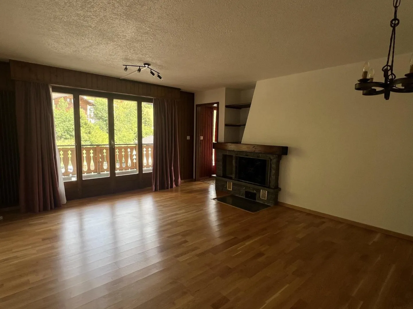 Appartement 3.5 pièces ensoleillé - Photo 2 sur 7