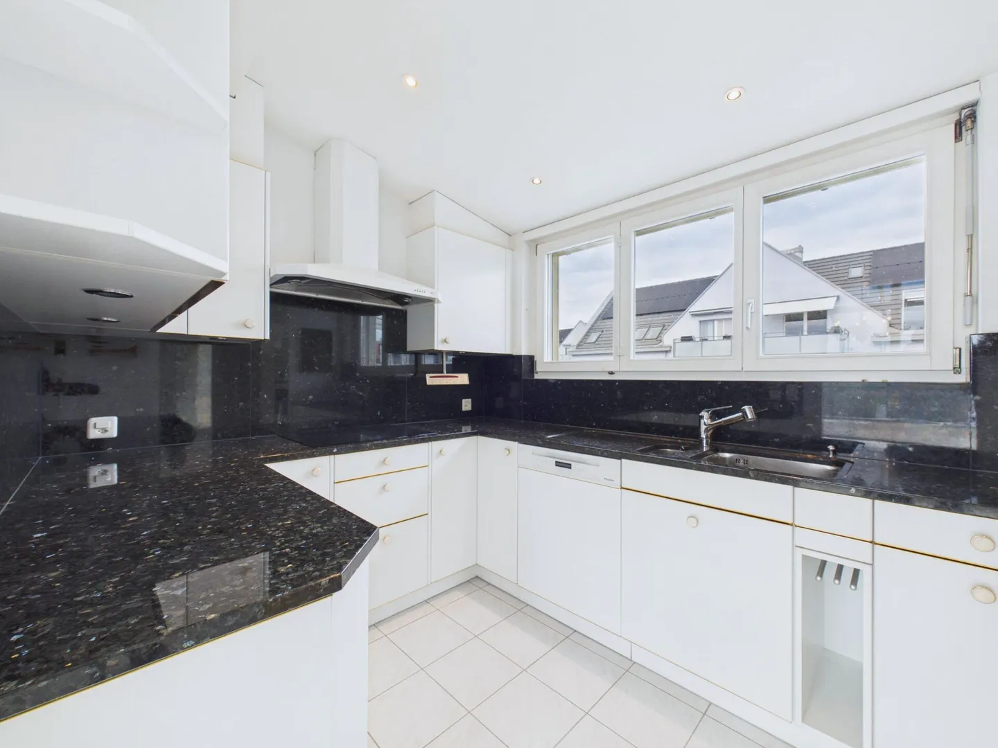Panorama montano privato - Maisonette con terrazza soleggiata a sud - Foto 4 di 14