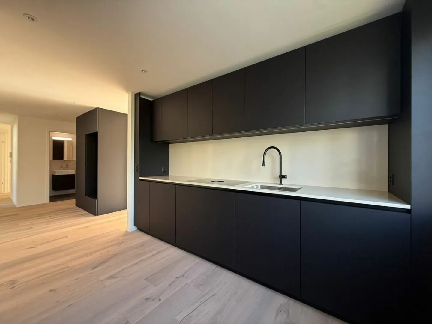 Stilvoll Kernsaniert: Grosszügige 5.5-Zimmer Wohnung in Zollikofen - Photo 9 of 10