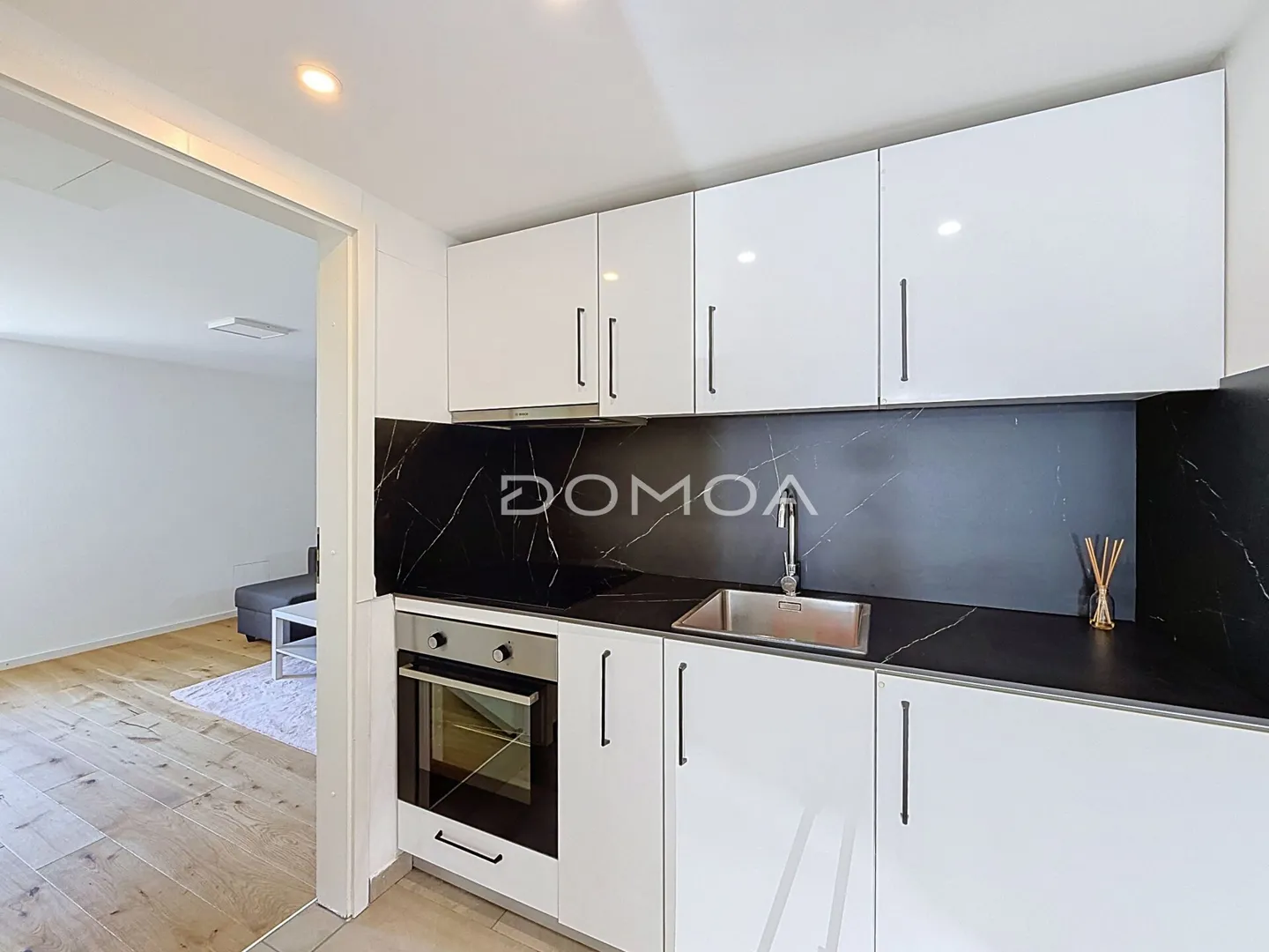 Villa avec deux appartements indépendants - Un lieu aux possibilités variées - Photo 8 sur 13