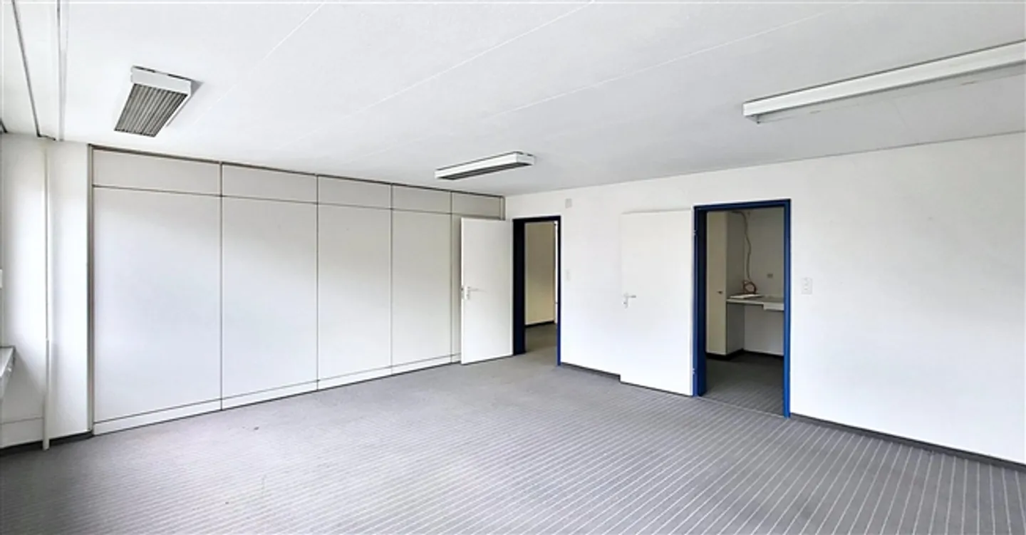 Functional Office Spaces - Existing Divisions - Photo 3 of 6