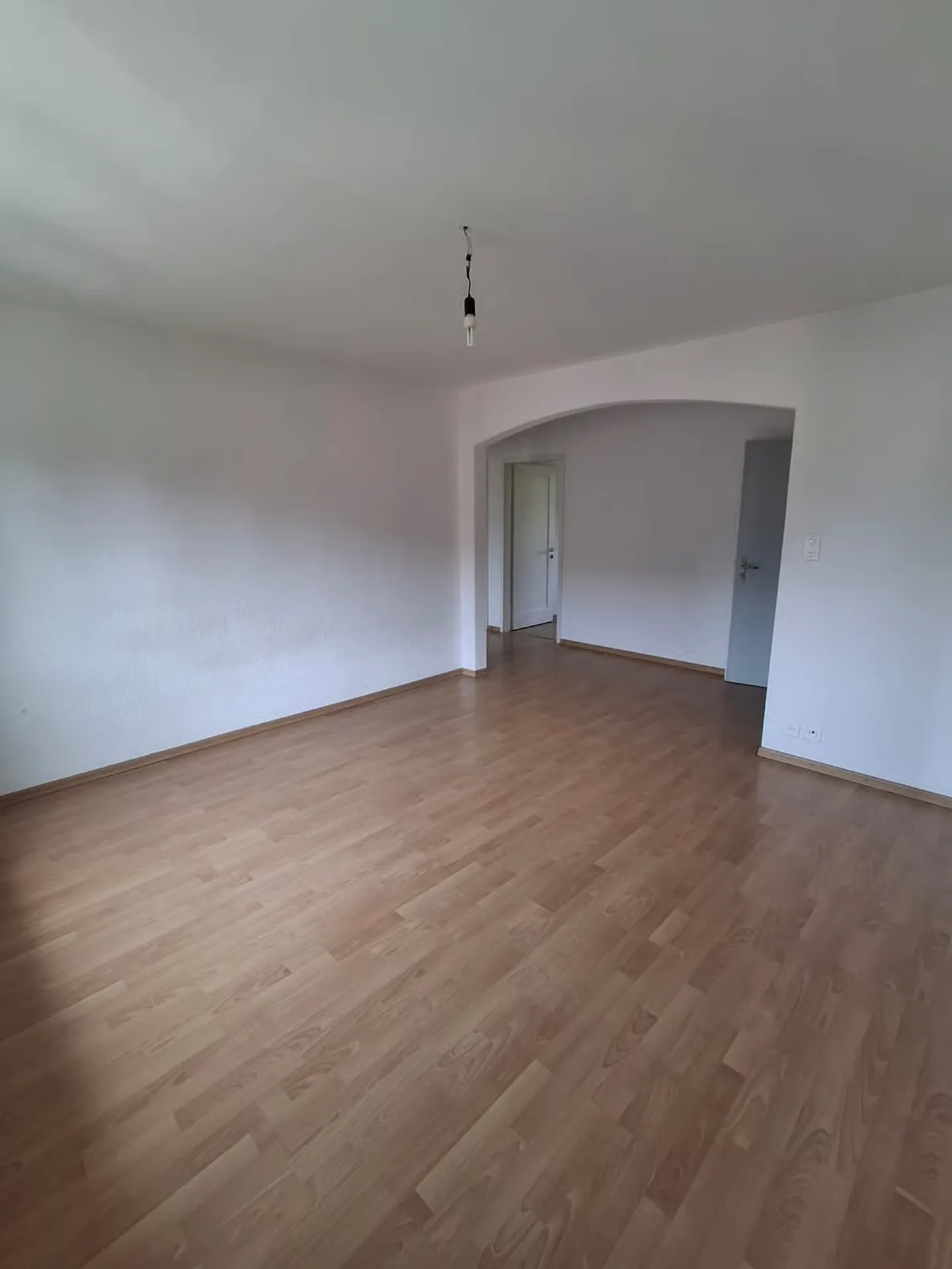 Incantevole appartamento di 3,5 locali a Delémont - disponibile immediatamente - Foto 1 di 5