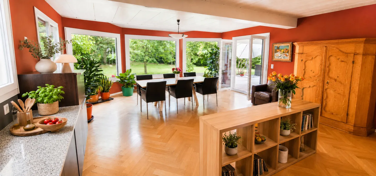 Bella proprietà di 7 stanze con ampi spazi abitativi e un bellissimo giardino - Foto 12 di 20