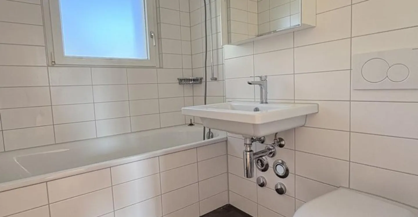 Charmante 2.0-Zimmer-Wohnung mit Gartensitzplatz in Roggwil - Foto 6 di 7