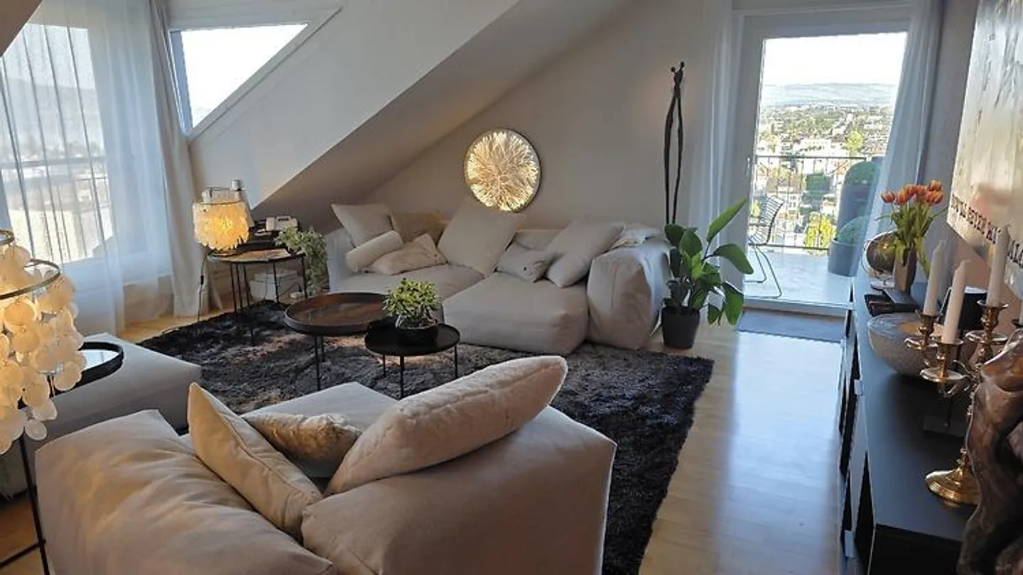 Charmantes Loft mit Terrasse - Foto 2 von 8