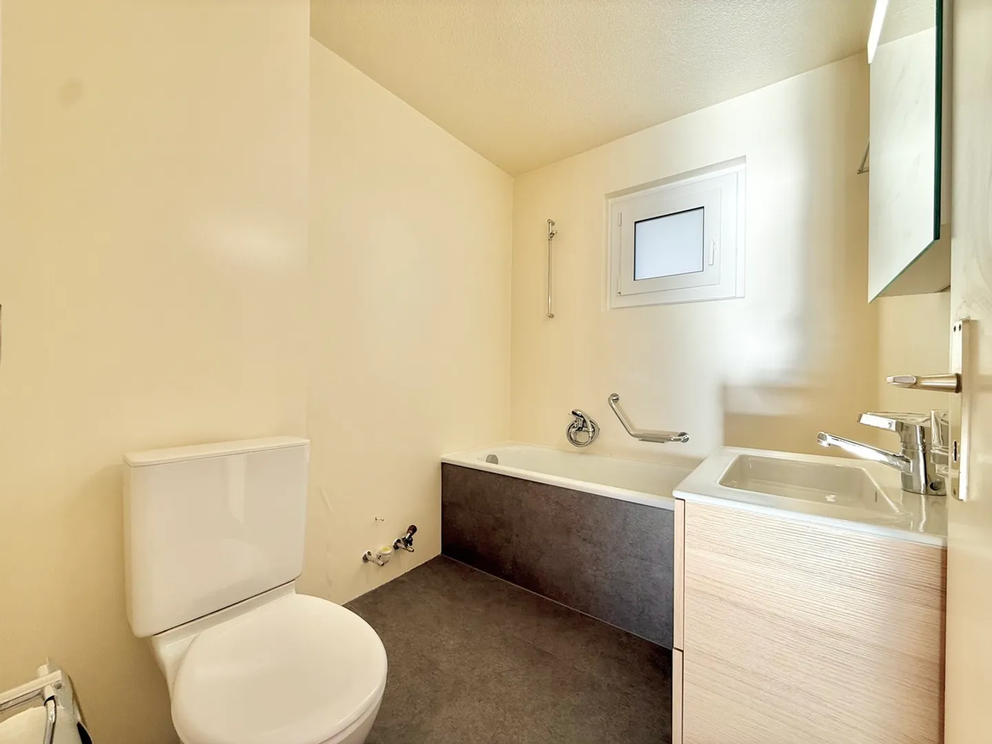 Vue imprenable sur le Léman! Lumière,confort & art de vivre à Corseaux - Photo 10 sur 14