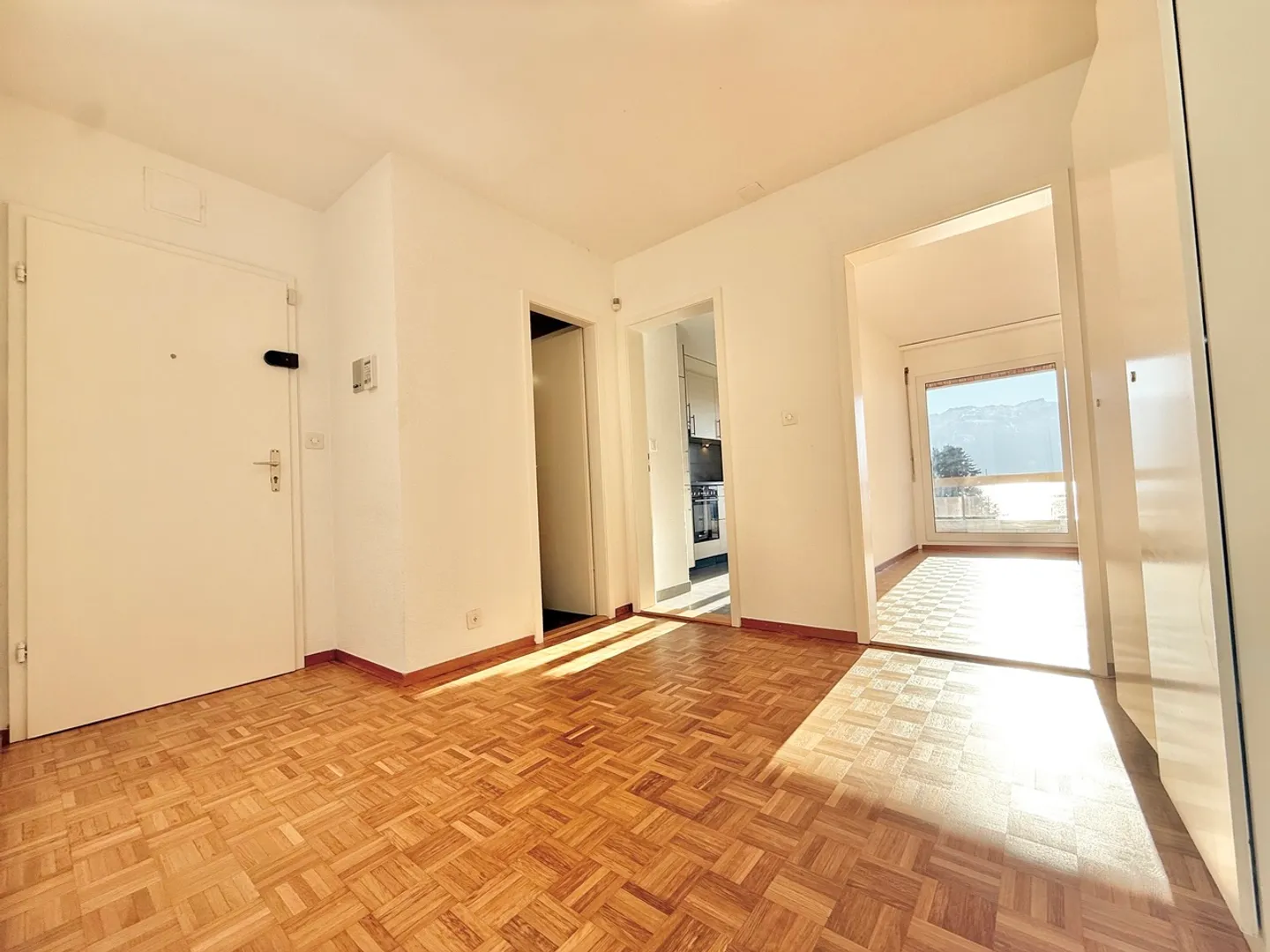 Vue imprenable sur le Léman! Lumière,confort & art de vivre à Corseaux - Photo 12 sur 14