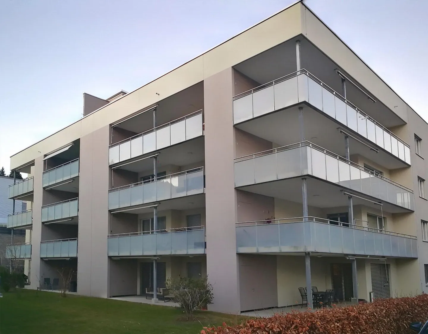 Appartamento moderno di 3,5 stanze con ampio balcone - Foto 13 di 13