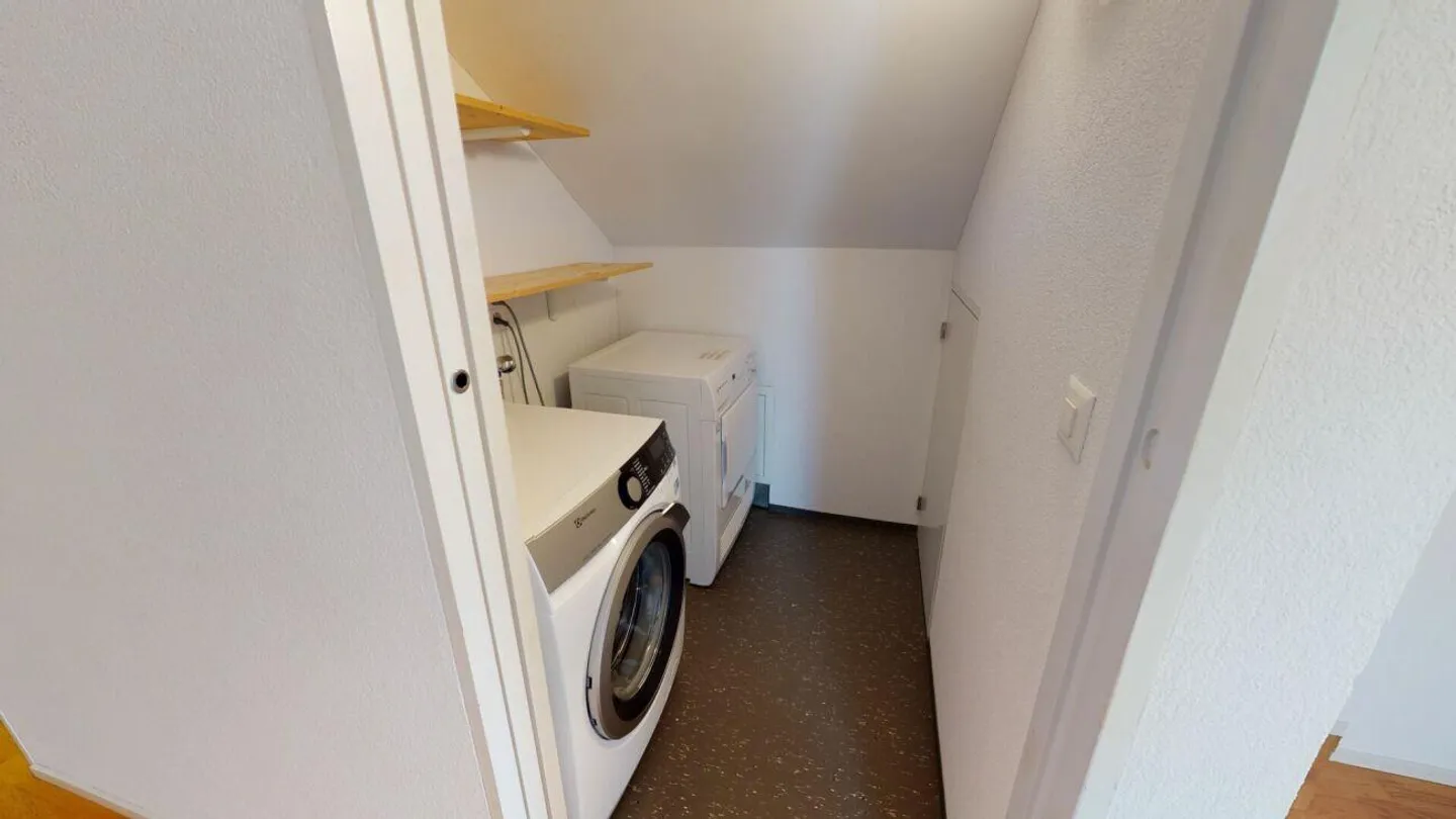 Appartamento mansardato accogliente in una posizione tranquilla - Foto 7 di 8