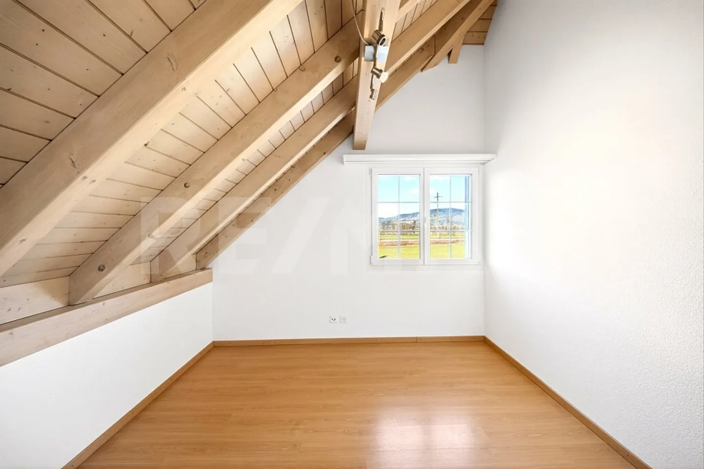 Duplex Incantevole in Zona Tranquilla - Foto 10 di 13